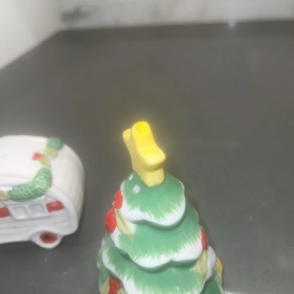 Cracker Barrel Christmas Camper and Tree salt and pepper shakers